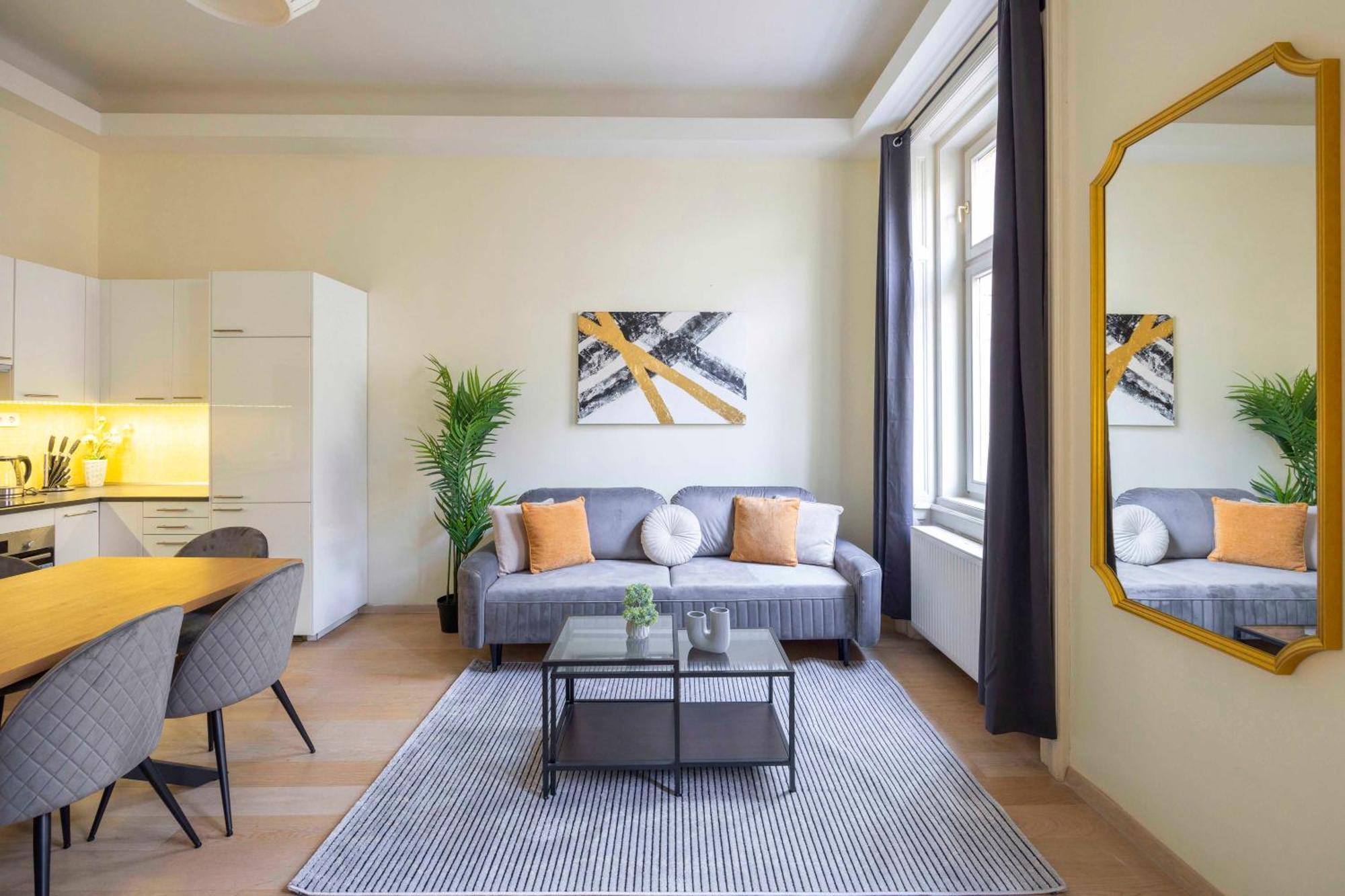 Exclusive & Spacious Central Residence W/ 4Bedrm 2Bathrm Budapeste Exterior foto